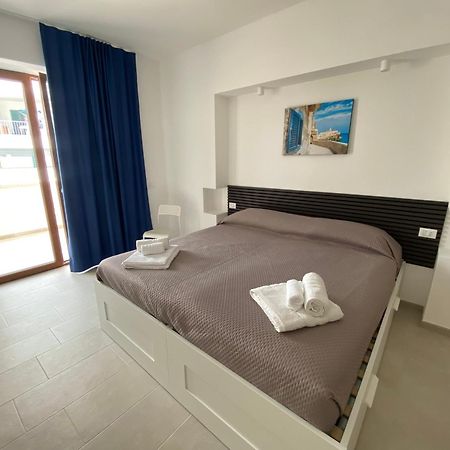 Manfredi Sea Room Весте Екстериор снимка
