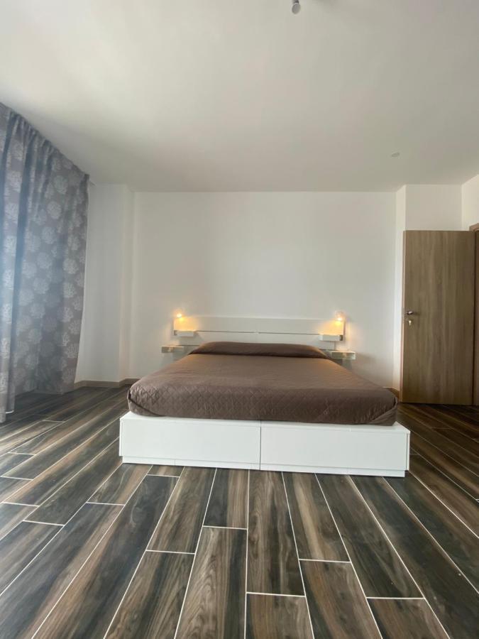 Manfredi Sea Room Весте Екстериор снимка