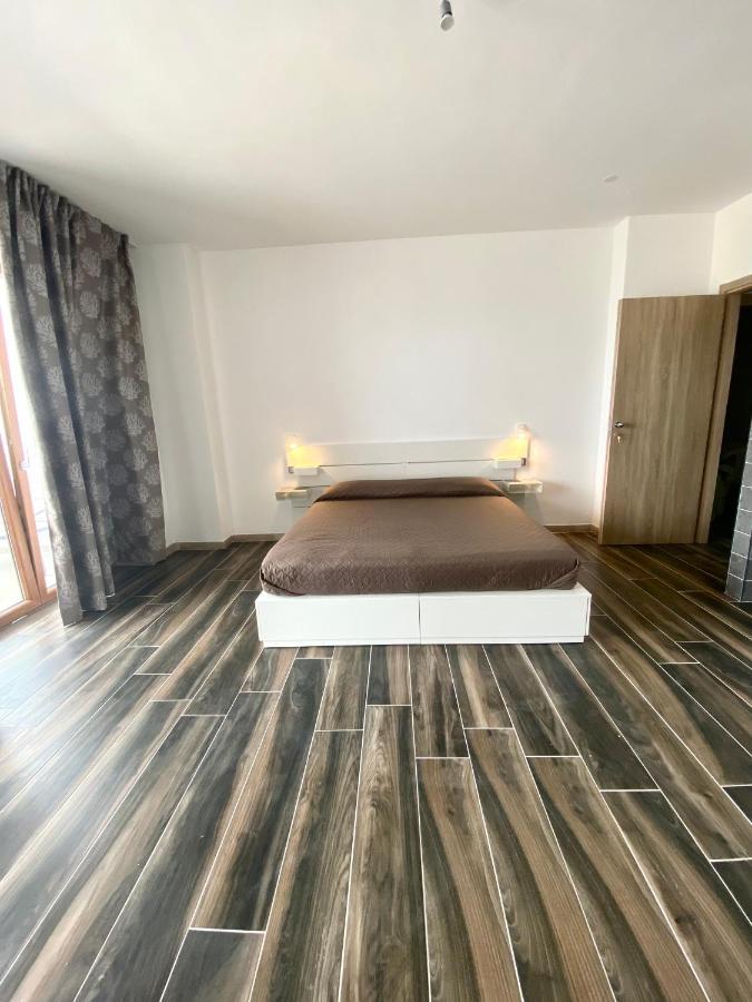 Manfredi Sea Room Весте Екстериор снимка