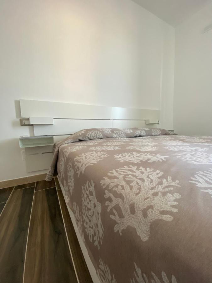 Manfredi Sea Room Весте Екстериор снимка