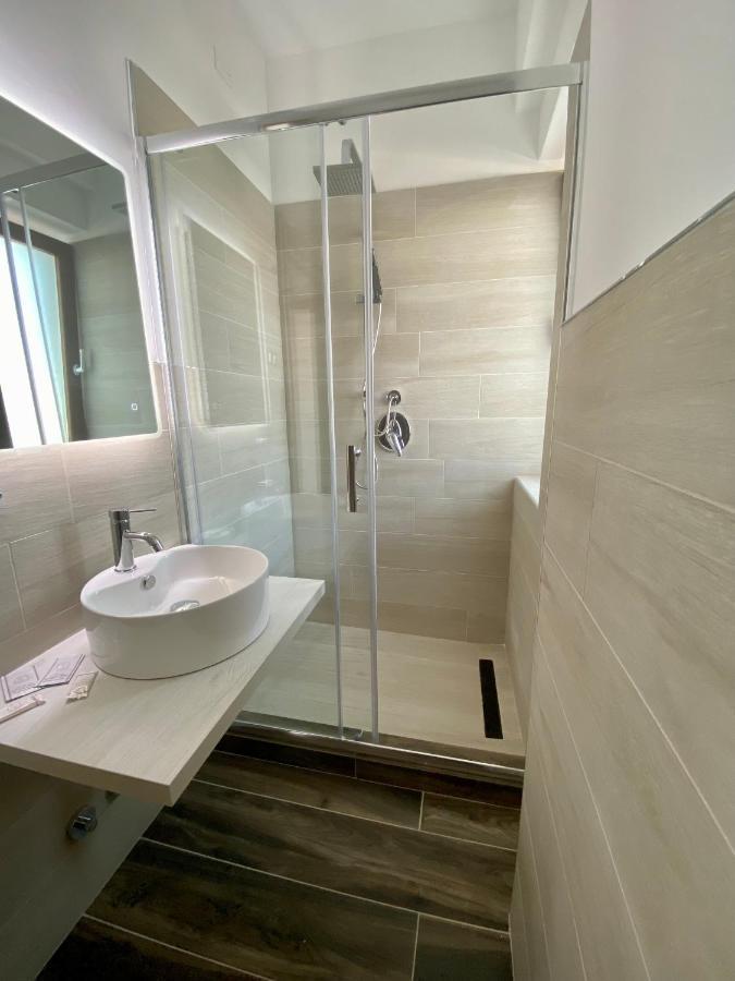 Manfredi Sea Room Весте Екстериор снимка