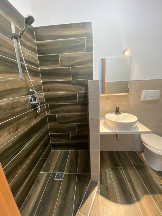 Manfredi Sea Room Весте Екстериор снимка